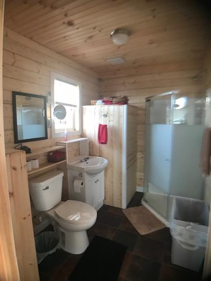 cottage batthroom
